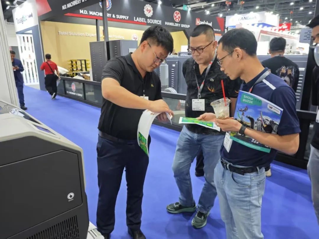 普貼科技閃耀2025泰國曼谷標(biāo)簽印刷展!(圖7) 普貼科技閃耀2025泰國曼谷標(biāo)簽印刷展!(圖7)